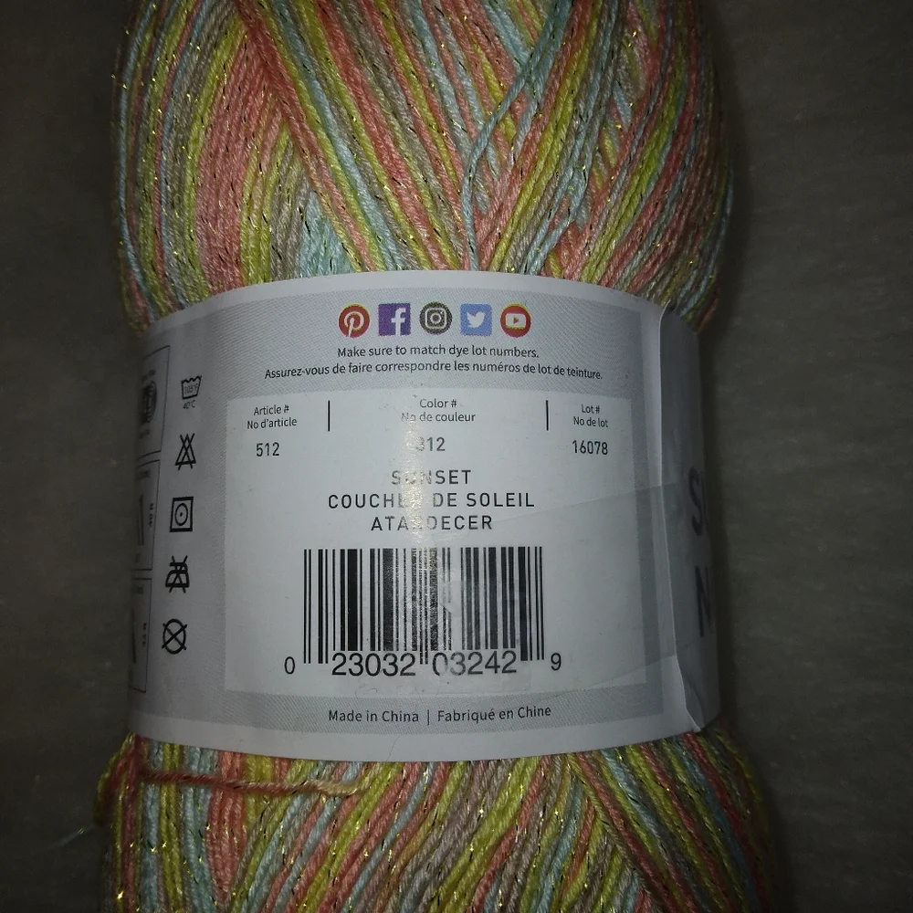 YARN Lion Brand Summer Nights 1 skein Sunset, 7 ounces
